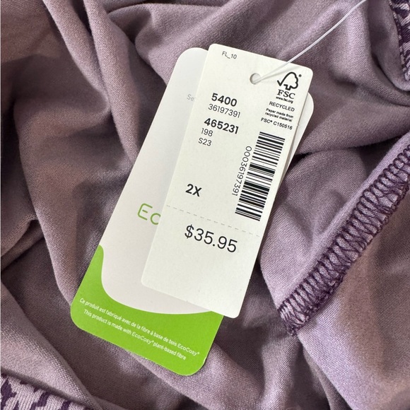 Modern-Fit Vneck Tee Purple Graphic Print Size 2x NWT Brand New - Picture 12 of 12